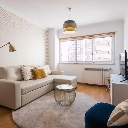 Orange Tree T1 - 81194al Lisbon